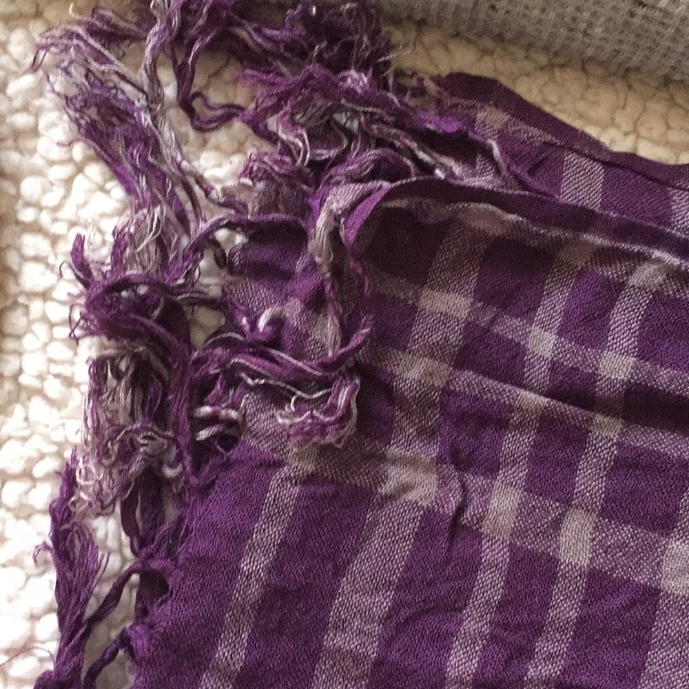 NWOT Kenneth Cole square scarf - Picture 2 of 5